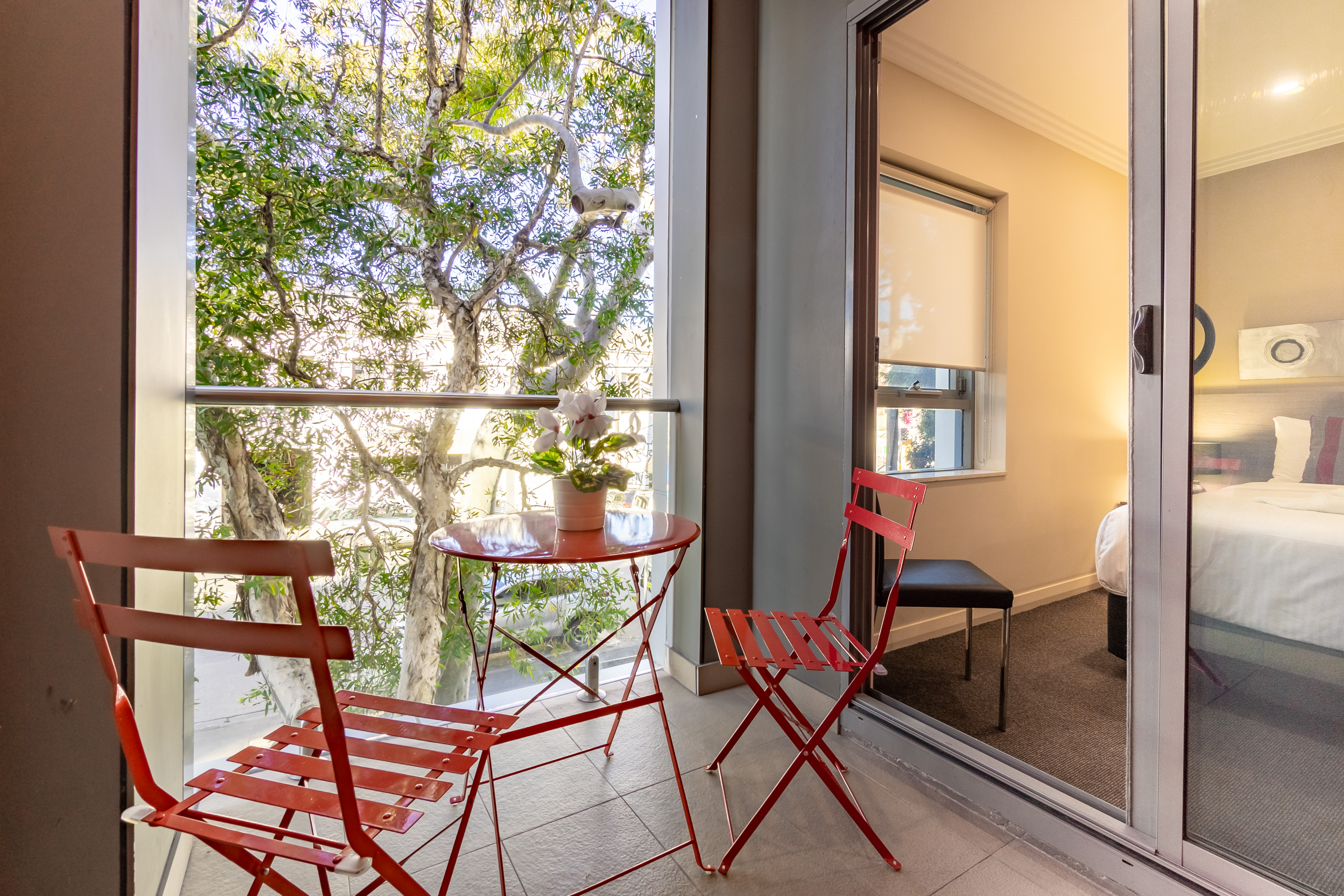 BW Plus Camperdown Suites Sydney deluxe queen room balcony